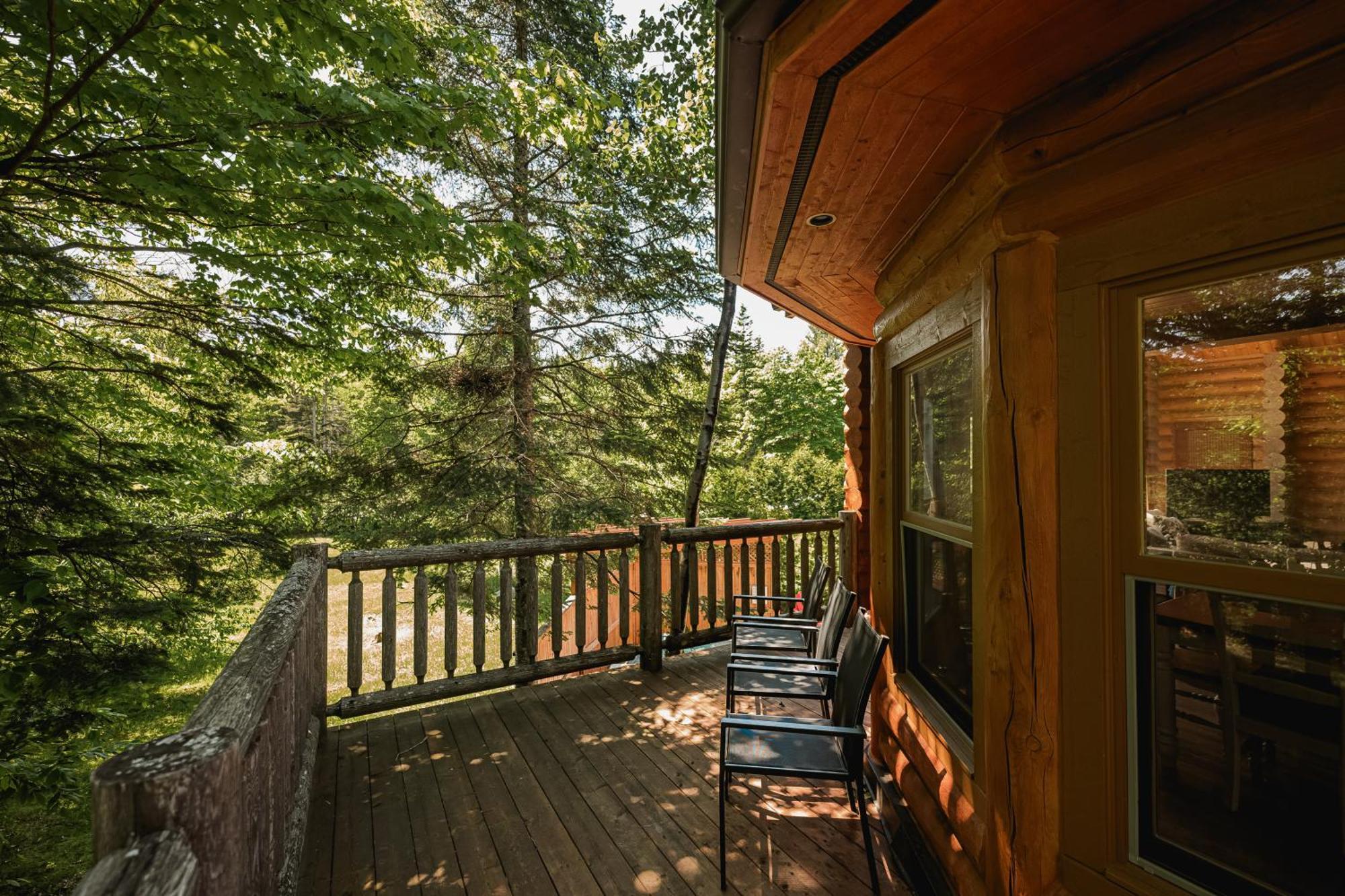 Fiddler Lake Resort Chalet 4 Cerf Mille-Isles 外观 照片